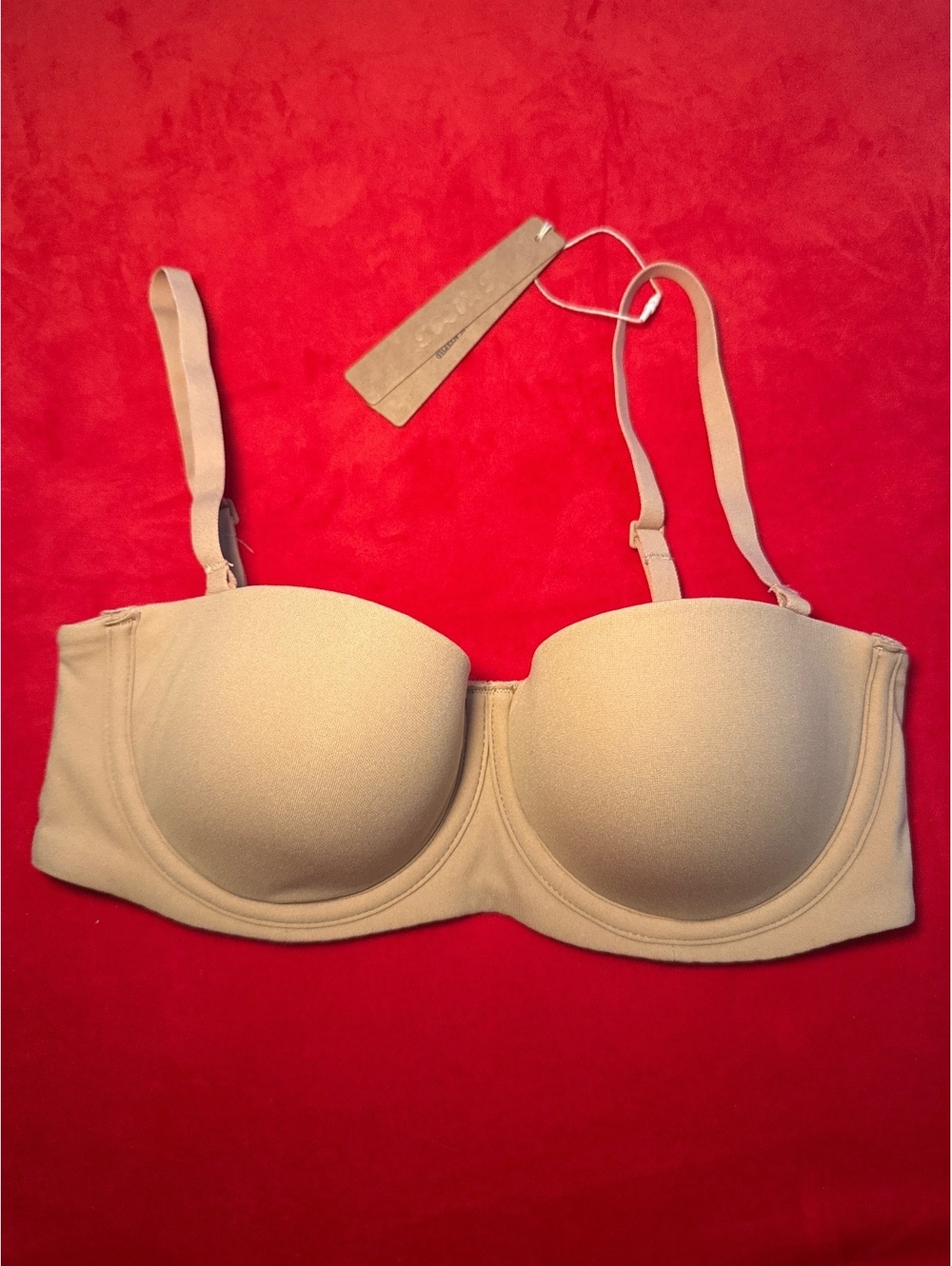 Skims Fits Everybody Strapless Bra Color Ochre Size 32B